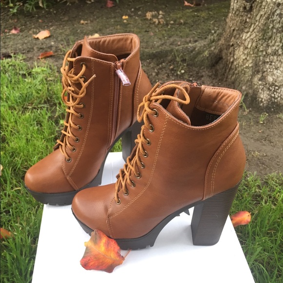 Shoes - Tan lace up chunky platform ankle boots